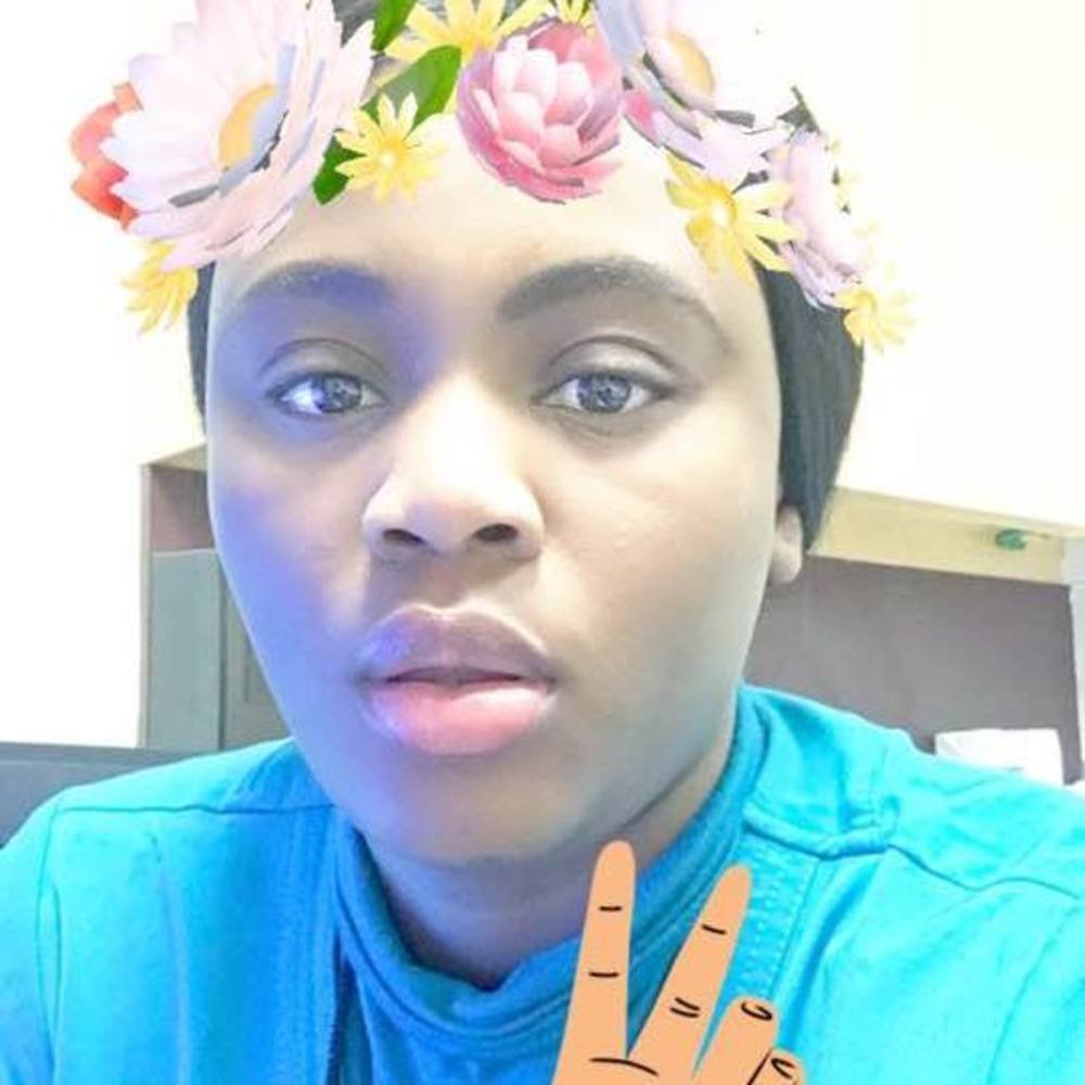 Meet your Posher, Lewis